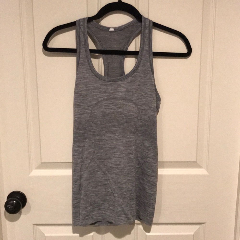 Lululemon Swiftly Tech tank